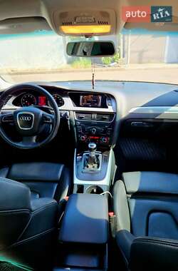 Седан Audi A4 2009 в 