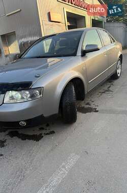 Седан Audi A4 2002 в 