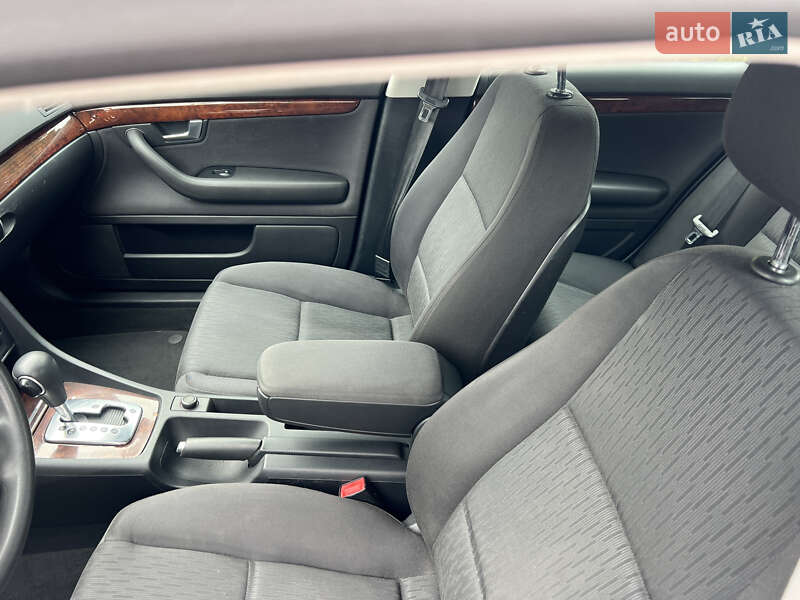 Седан Audi A4 2005 в Дунаевцах
