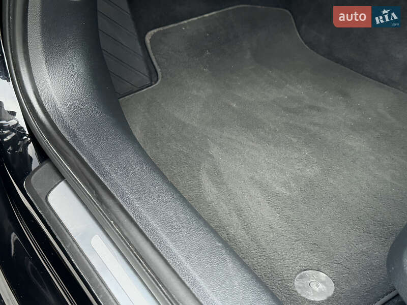Седан Audi A4 2016 в Самборе