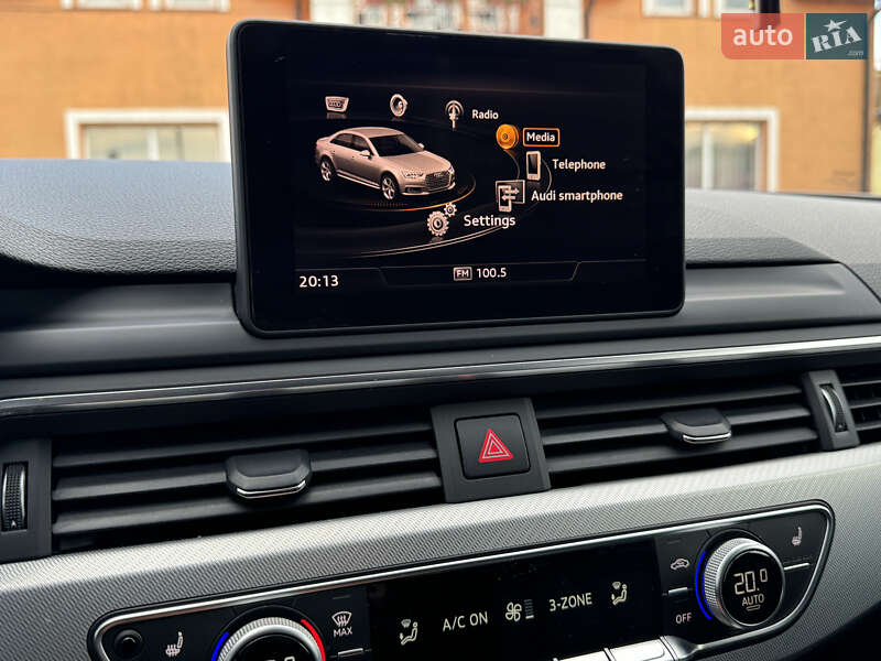 Седан Audi A4 2016 в Самборе