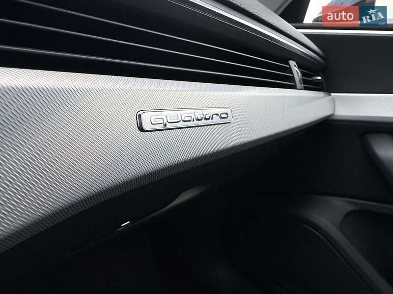 Седан Audi A4 2016 в Самборе