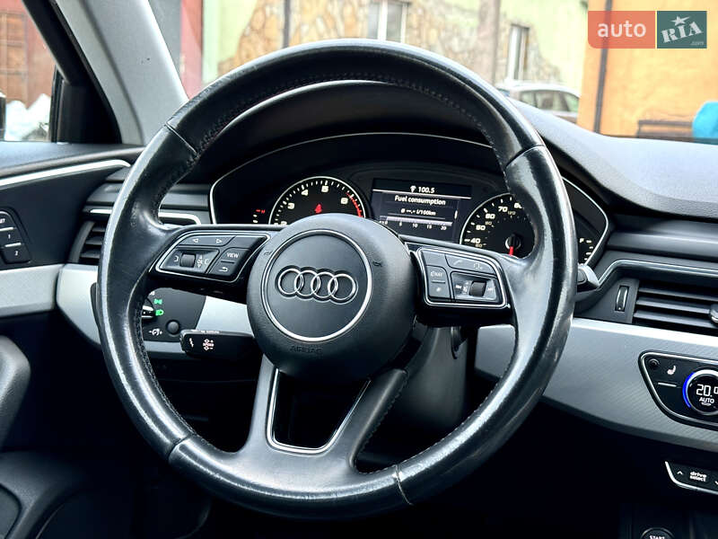 Седан Audi A4 2016 в Самборе