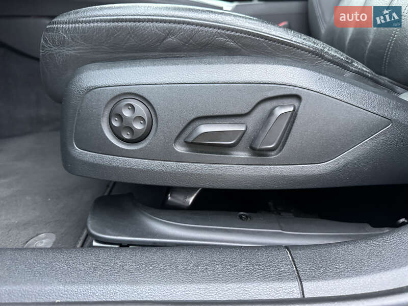 Седан Audi A4 2016 в Самборе