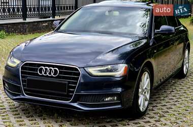 Седан Audi A4 2015 в 