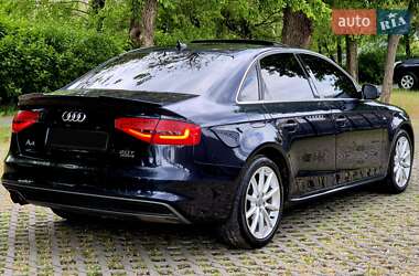 Седан Audi A4 2015 в 