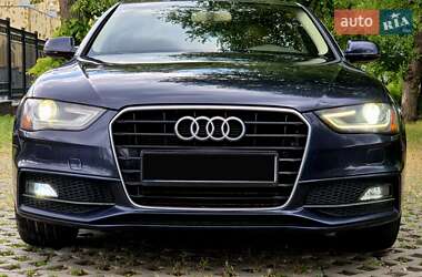 Седан Audi A4 2015 в 
