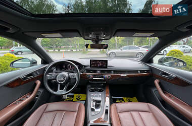 Седан Audi A4 2019 в 