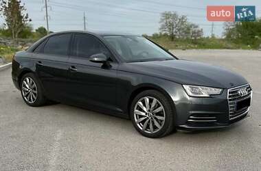 Седан Audi A4 2017 в Києві