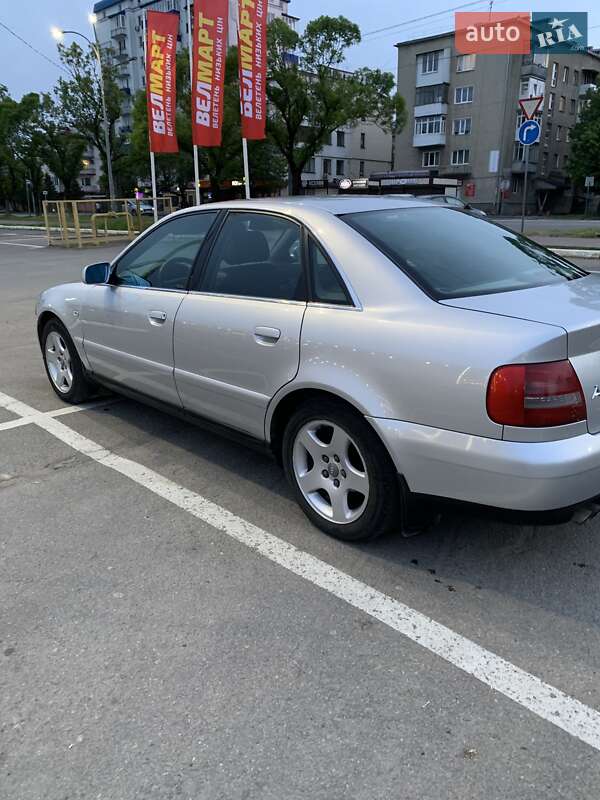 Седан Audi A4 2000 в Ивано-Франковске
