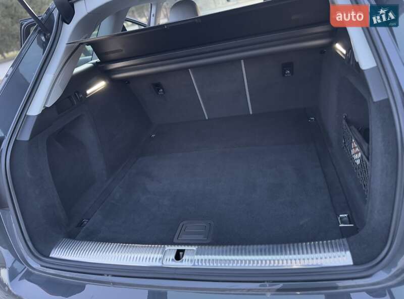 Универсал Audi A4 2020 в Львове