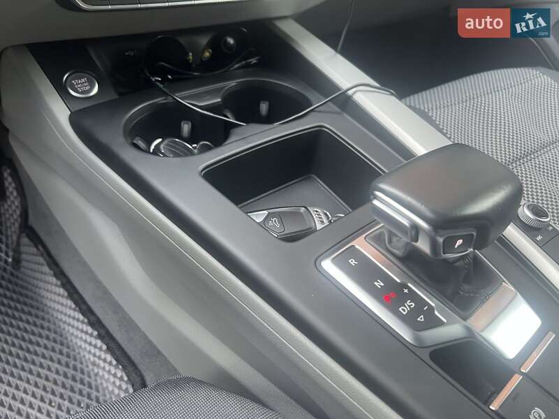 Универсал Audi A4 2020 в Львове