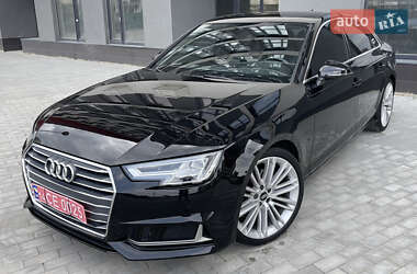 Седан Audi A4 2019 в 