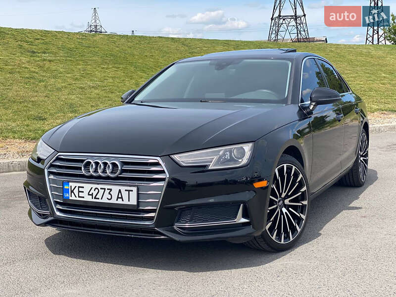 Седан Audi A4 2018 в Днепре
