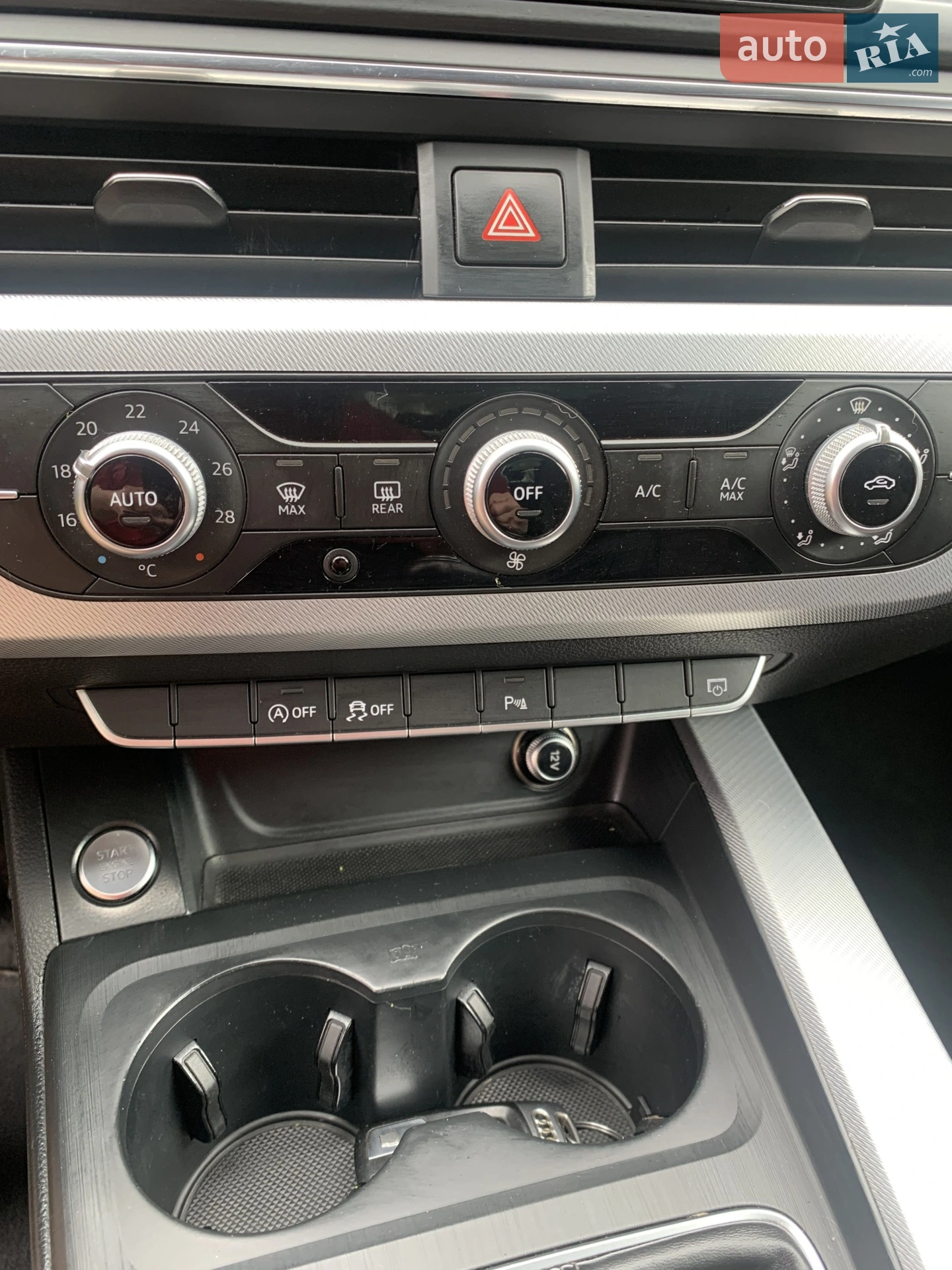 2016 Audi A4 - мініатюра 11
