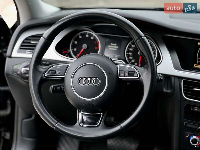 Седан Audi A4 2015 в Тернополі