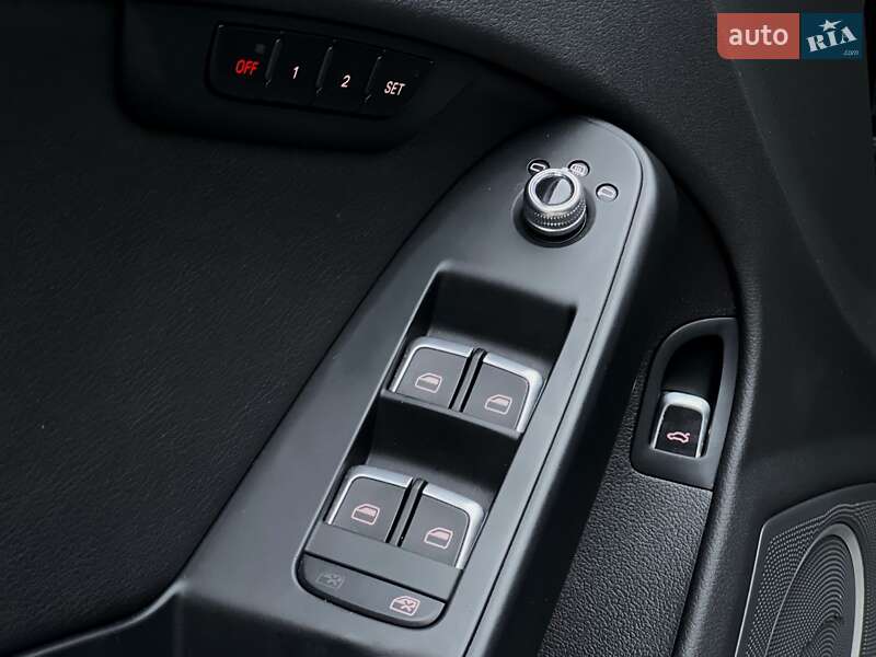 Седан Audi A4 2015 в Тернополі