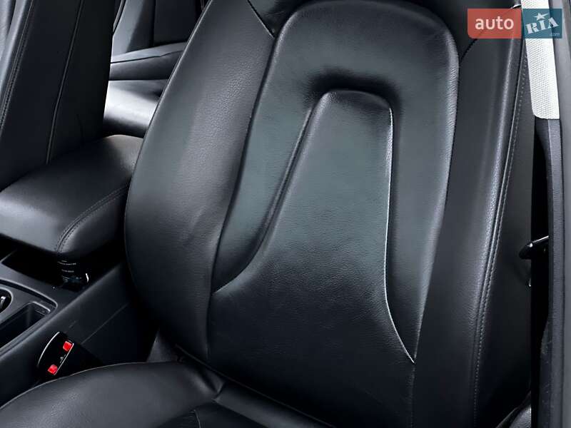 Седан Audi A4 2015 в Тернополі