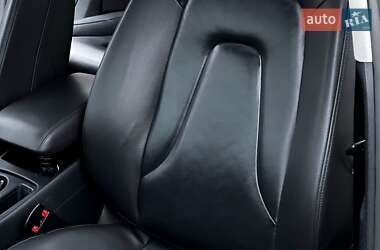 Седан Audi A4 2015 в 