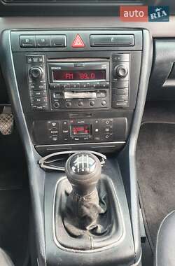 Універсал Audi A4 1999 в 