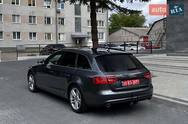 Универсал Audi A4 2013 в 