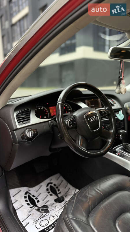 Седан Audi A4 2009 в Ивано-Франковске