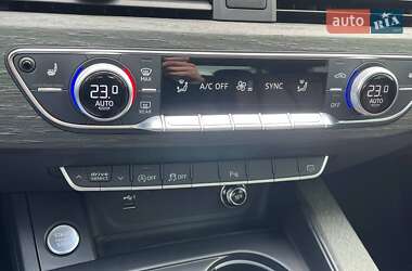 Седан Audi A4 2019 в 