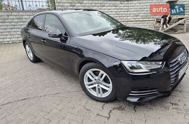 Седан Audi A4 2017 в 