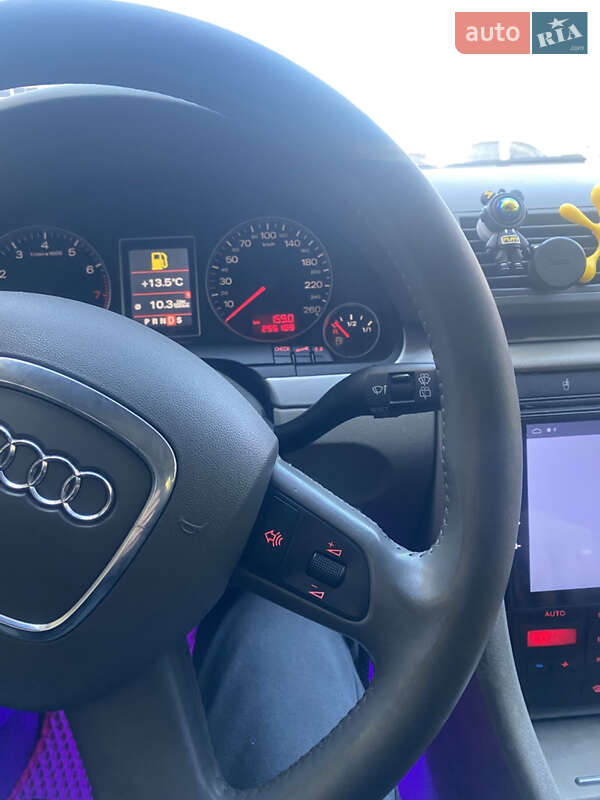 Универсал Audi A4 2005 в Городке