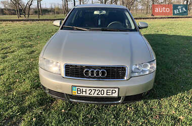 Седан Audi A4 2004 в 