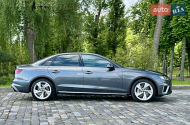 Седан Audi A4 2023 в 