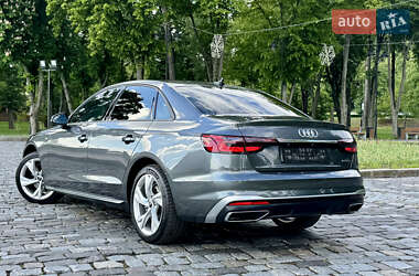 Седан Audi A4 2023 в 