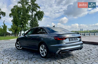 Седан Audi A4 2023 в 