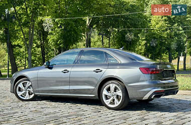 Седан Audi A4 2023 в 