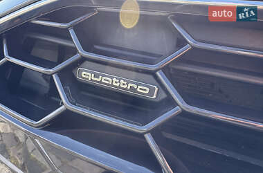 Седан Audi A4 2023 в 