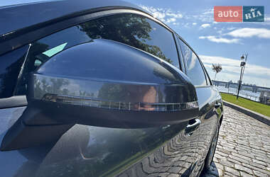Седан Audi A4 2023 в 