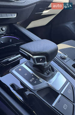 Седан Audi A4 2023 в 