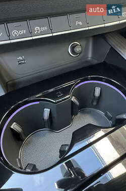 Седан Audi A4 2023 в 