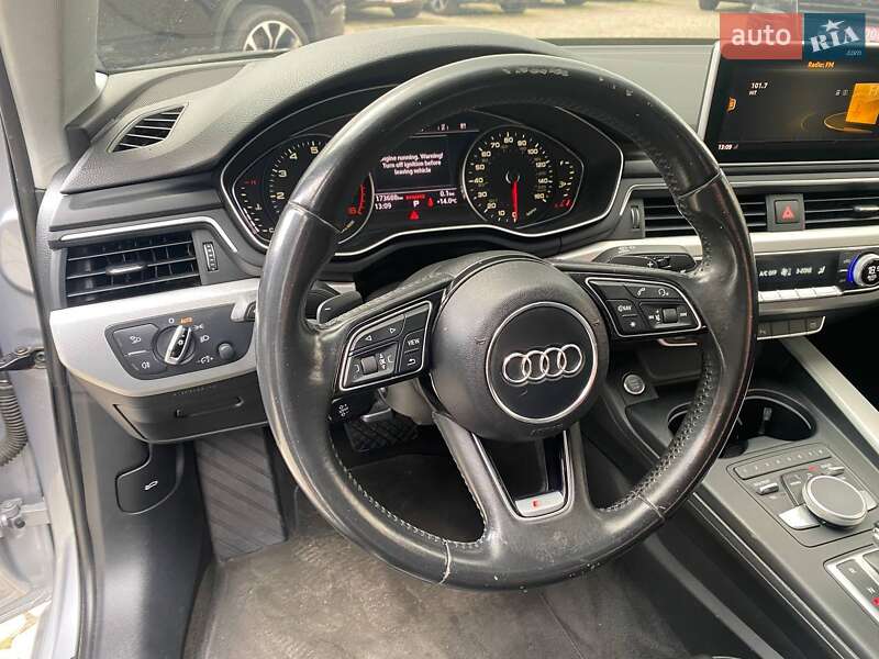 Седан Audi A4 2017 в Львове