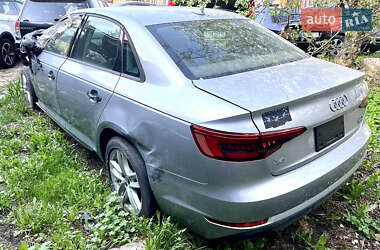 Седан Audi A4 2017 в 