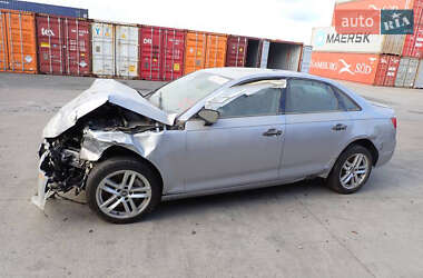Седан Audi A4 2017 в 