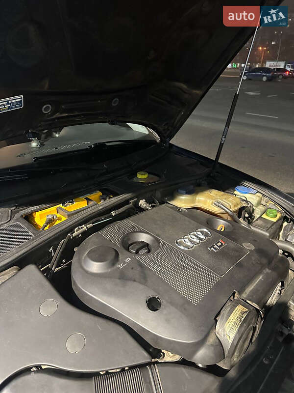 Універсал Audi A4 2000 в Ірпені