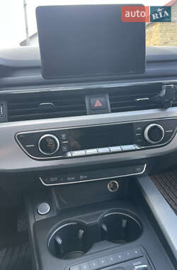 Седан Audi A4 2016 в 