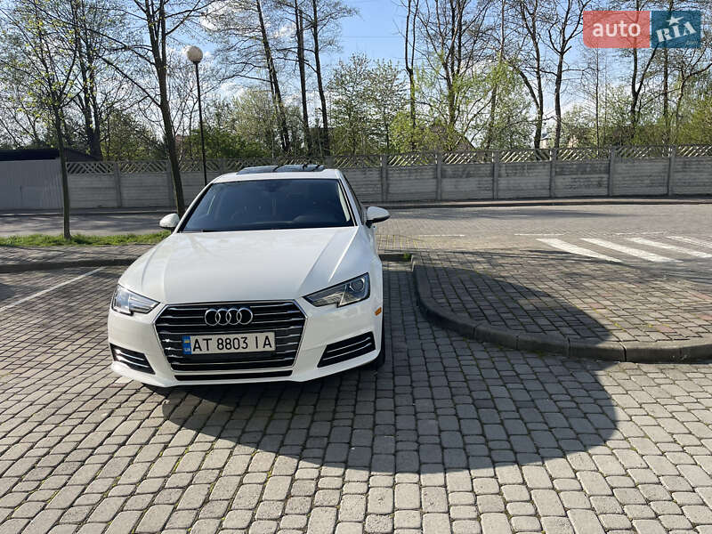 Седан Audi A4 2016 в Ивано-Франковске