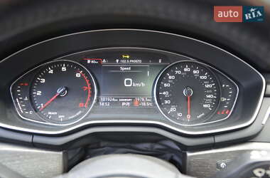 Седан Audi A4 2018 в 