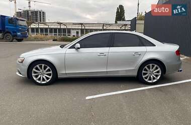 Седан Audi A4 2012 в 