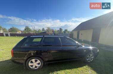 Универсал Audi A4 2000 в 