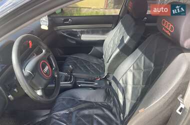 Универсал Audi A4 2000 в 