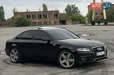Седан Audi A4 2012 в 