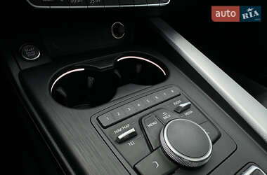 Седан Audi A4 2016 в 